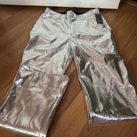 Wild Fable shimmery silver pants size 8-nwt - Picture 2 of 6